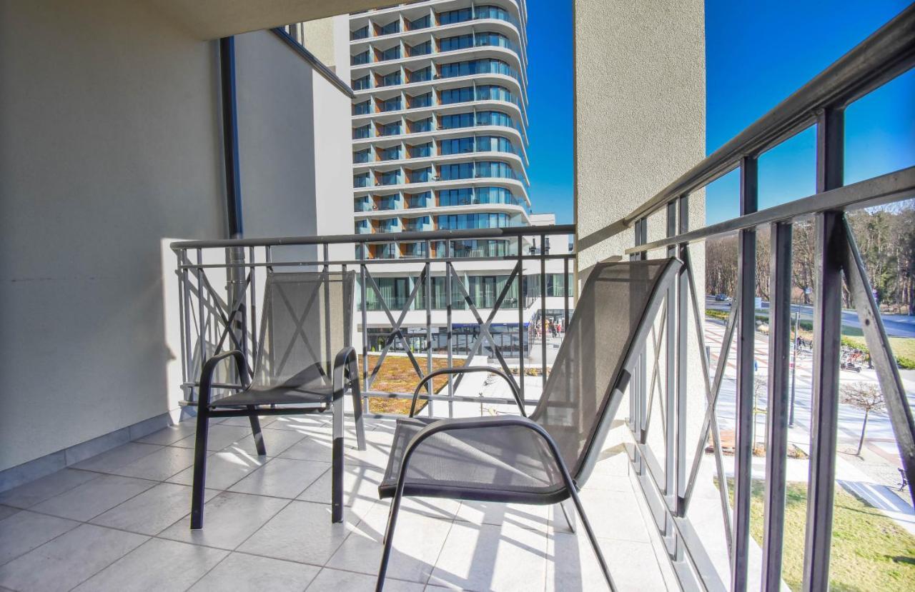 Apartamenty Promenada Z Tarasem I Parkingiem - Apartamenty Na Wyspie Świnoujście Exterior foto